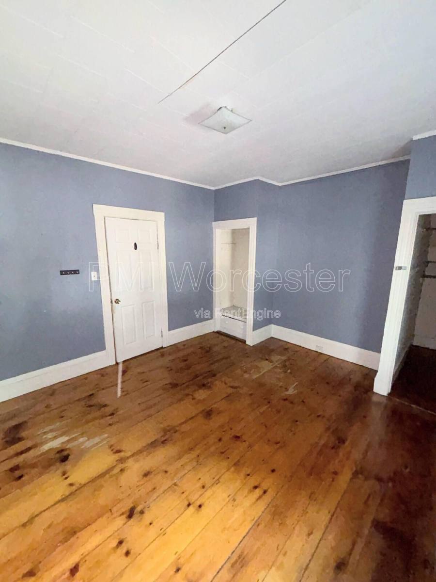 Apartment for rent at 119 W St, Worcester, MA 01609