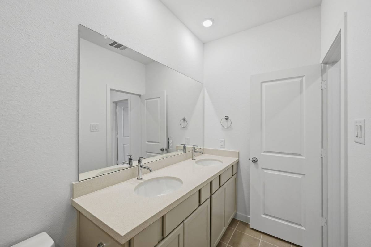 House for rent at 9743 Avalon View Dr, Cypress, TX 77433