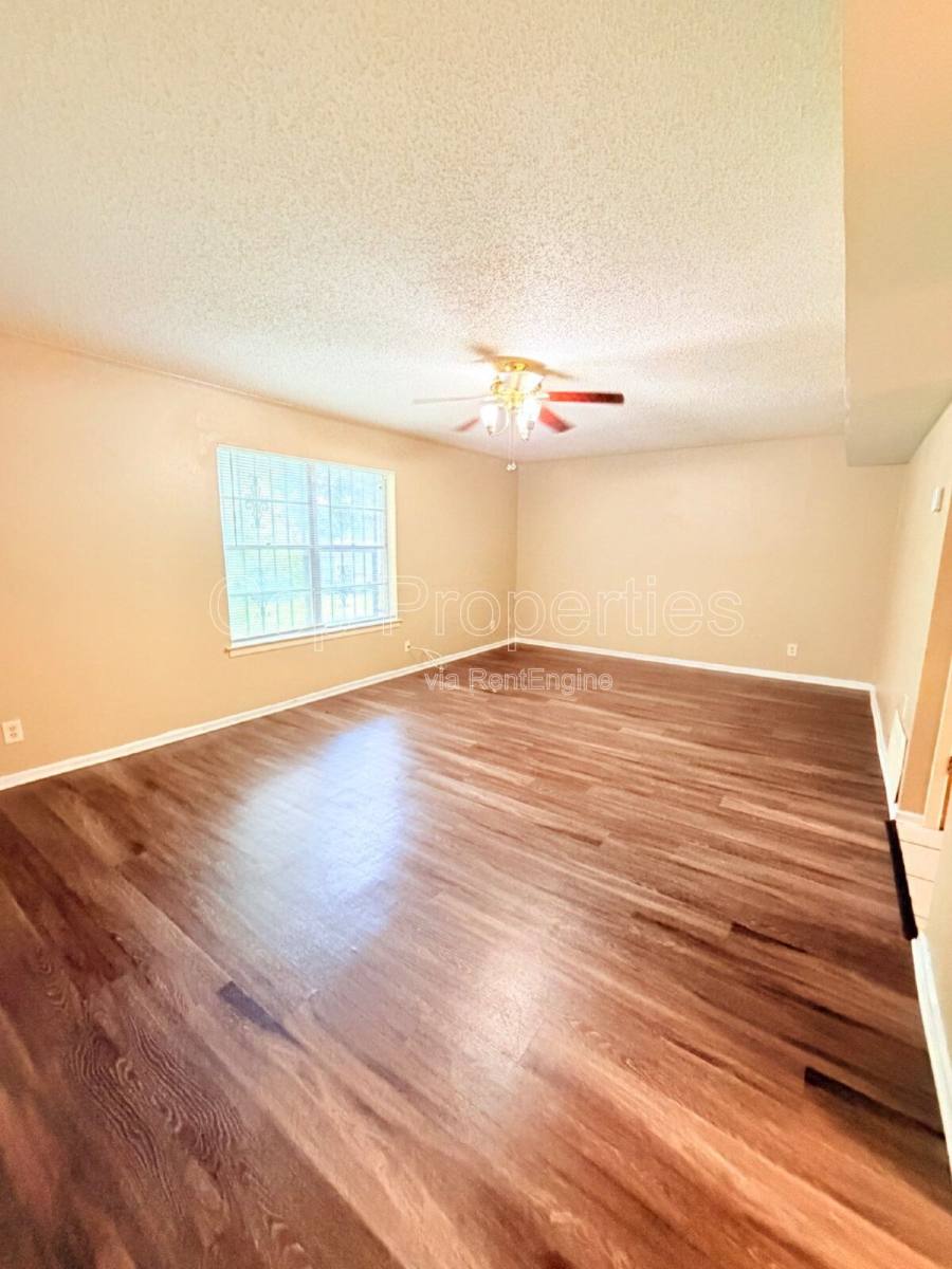 Apartment for rent at 811 Jackson Keller Rd #3, San Antonio, TX 78216