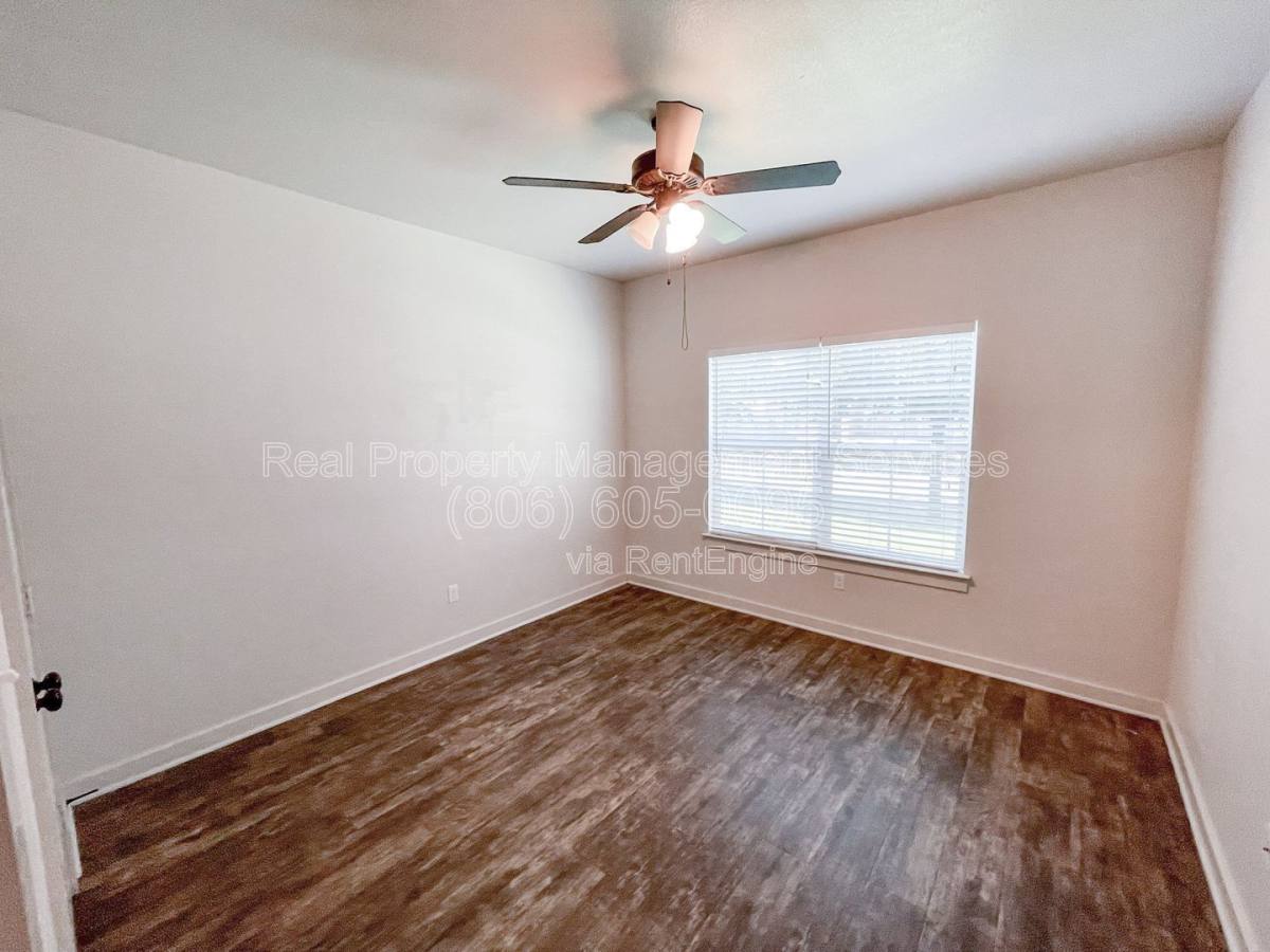 Apartment for rent at 2112 9th St, Lubbock, TX 79401