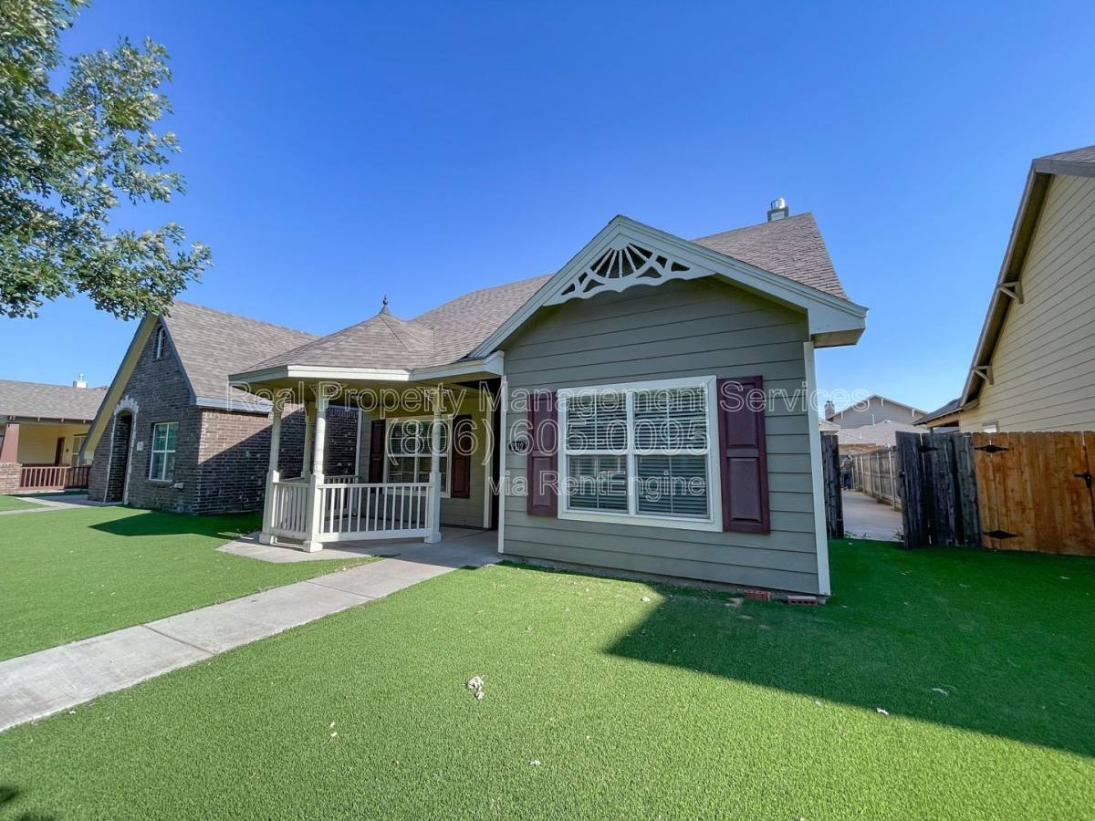 Apartment for rent at 2112 9th St, Lubbock, TX 79401