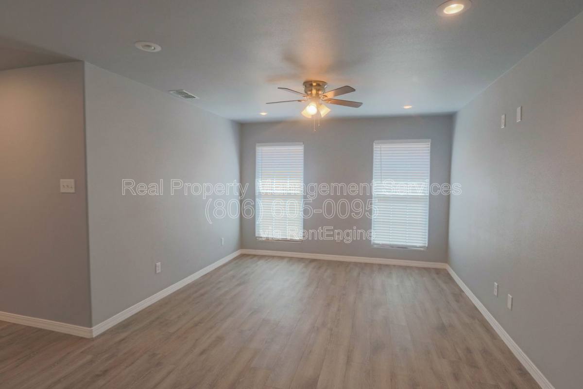 Apartment for rent at 1306 N Clinton Ave #B, Lubbock, TX 79416