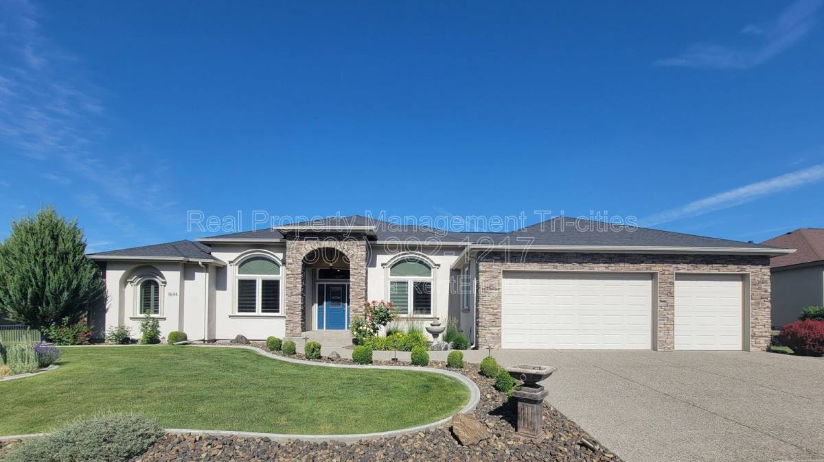 House for rent at 1644 Naples Lane, Richland, WA 99352