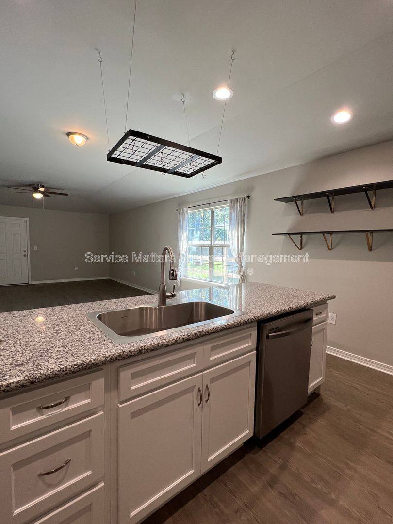 House for rent at 3214 Electra Dr, Milton, FL 32583