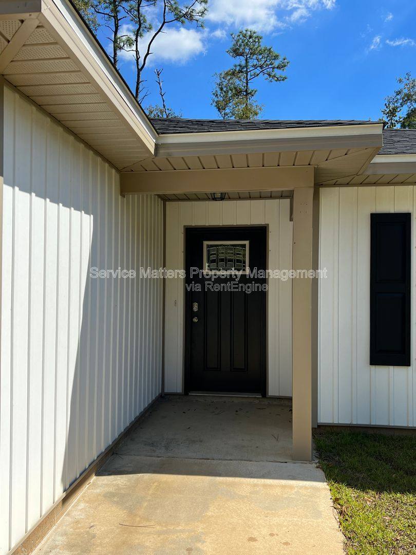 House for rent at 3214 Electra Dr, Milton, FL 32583