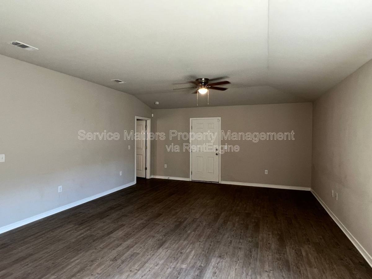 House for rent at 3214 Electra Dr, Milton, FL 32583