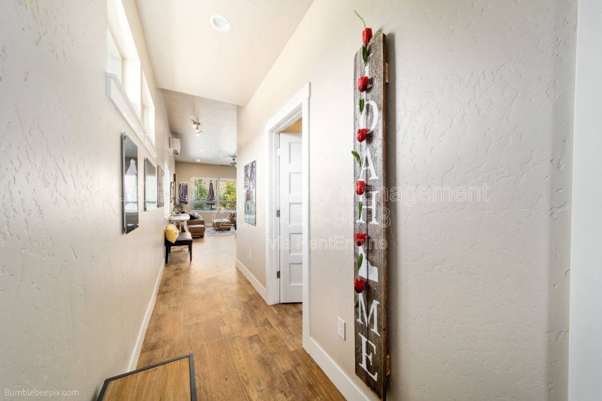 House for rent at 3343 N Rosalia Rd, Coeur D Alene, ID 83814