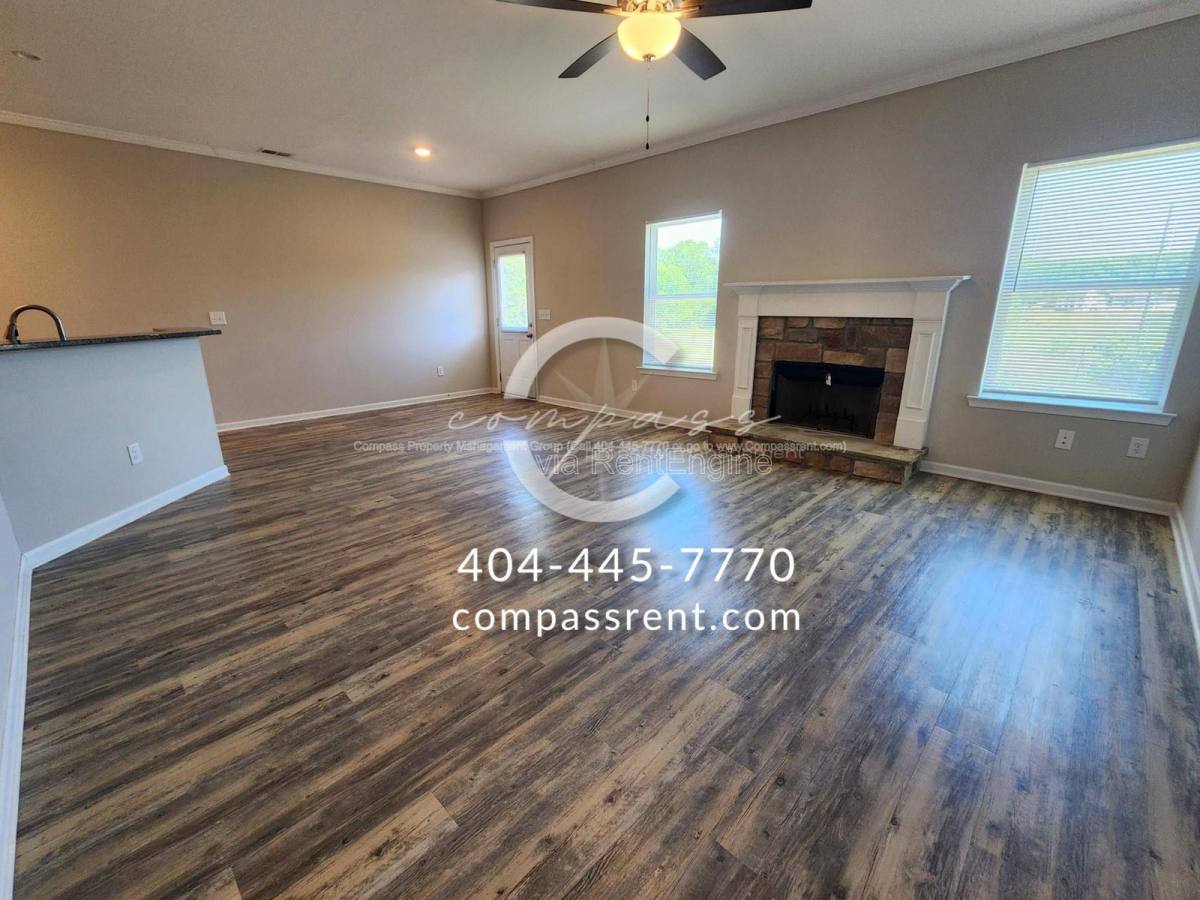 Townhouse for rent at 228 Lyndon Way NW, Cartersville, GA 30121