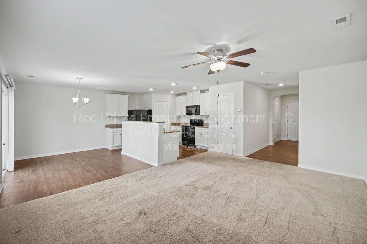 Townhouse for rent at 3306 Ellingford Rd, Spring, TX 77380