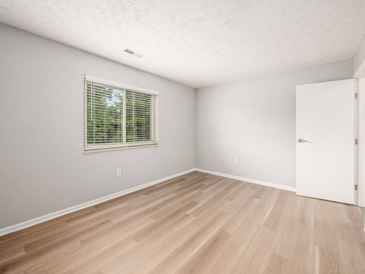 Apartment for rent at 7992 Harmill Dr, Dublin, OH 43016