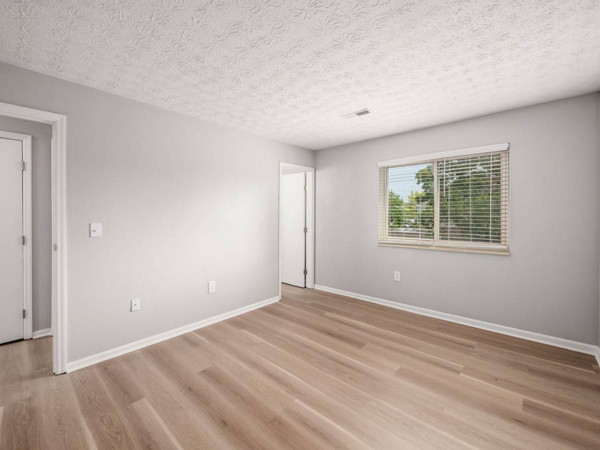 Apartment for rent at 7992 Harmill Dr, Dublin, OH 43016