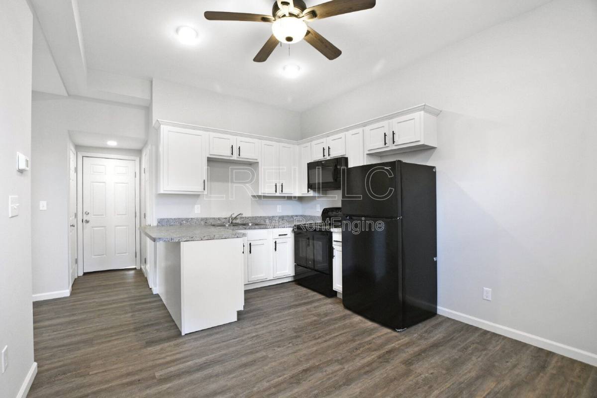Apartment for rent at 1272 S Clay St #1, Louisville, KY 40203