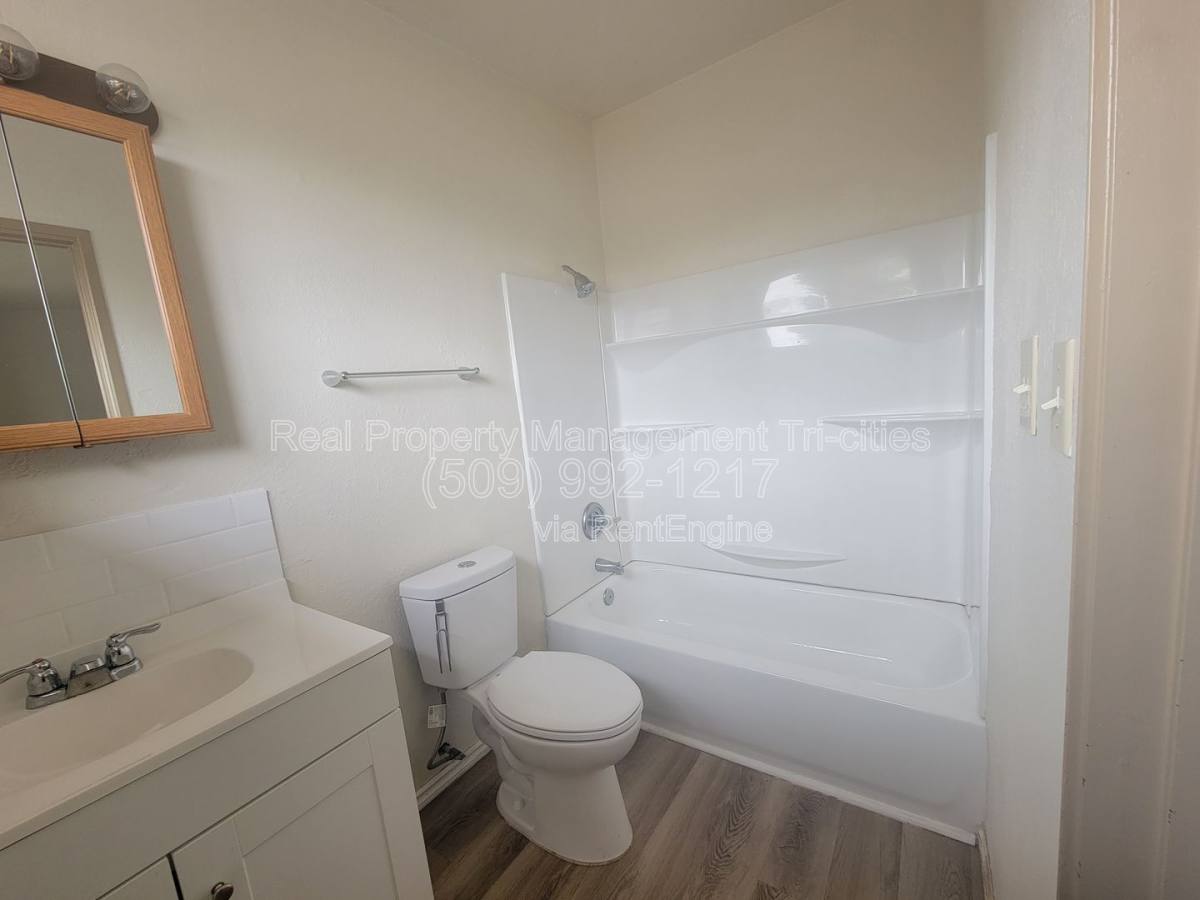 Apartment for rent at 1101 W Margaret St #1115 B, Pasco, WA 99301