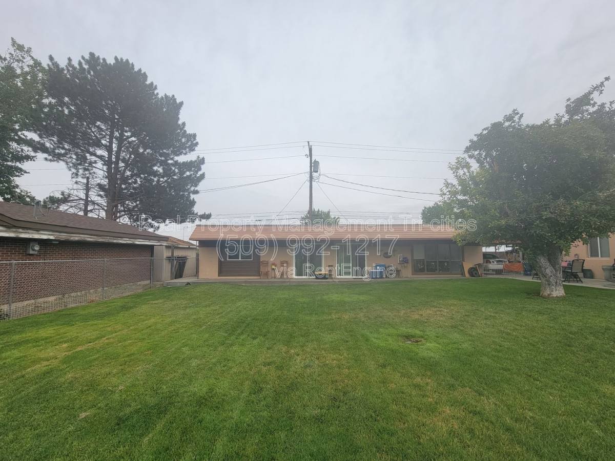 Apartment for rent at 1101 W Margaret St #1115 B, Pasco, WA 99301