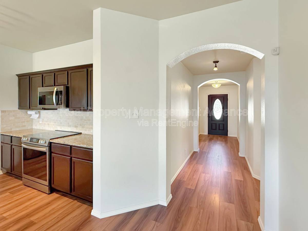 House for rent at 1305 Savannah Ridge Dr, Princeton, TX 75407