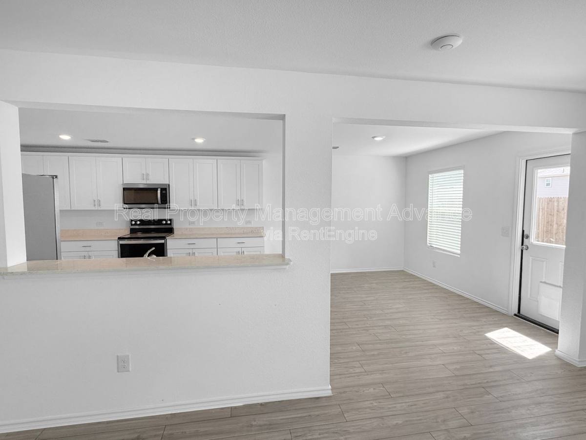 House for rent at 846 Breakwater Dr, Princeton, TX 75407