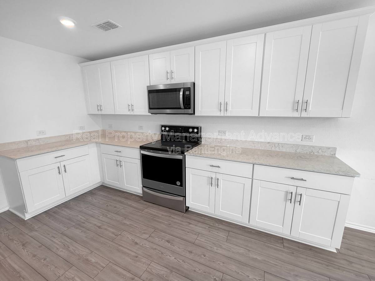 House for rent at 846 Breakwater Dr, Princeton, TX 75407