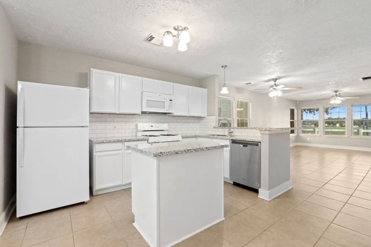 House for rent at 20967 Young Meadows Way, Katy, TX 77449