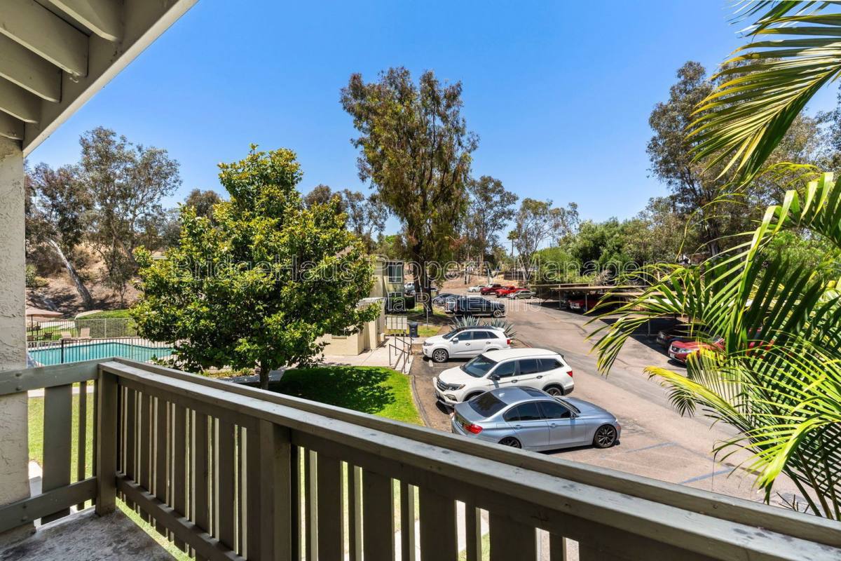 Apartment for rent at 830 W Lincoln Ave #284, Escondido, CA 92026