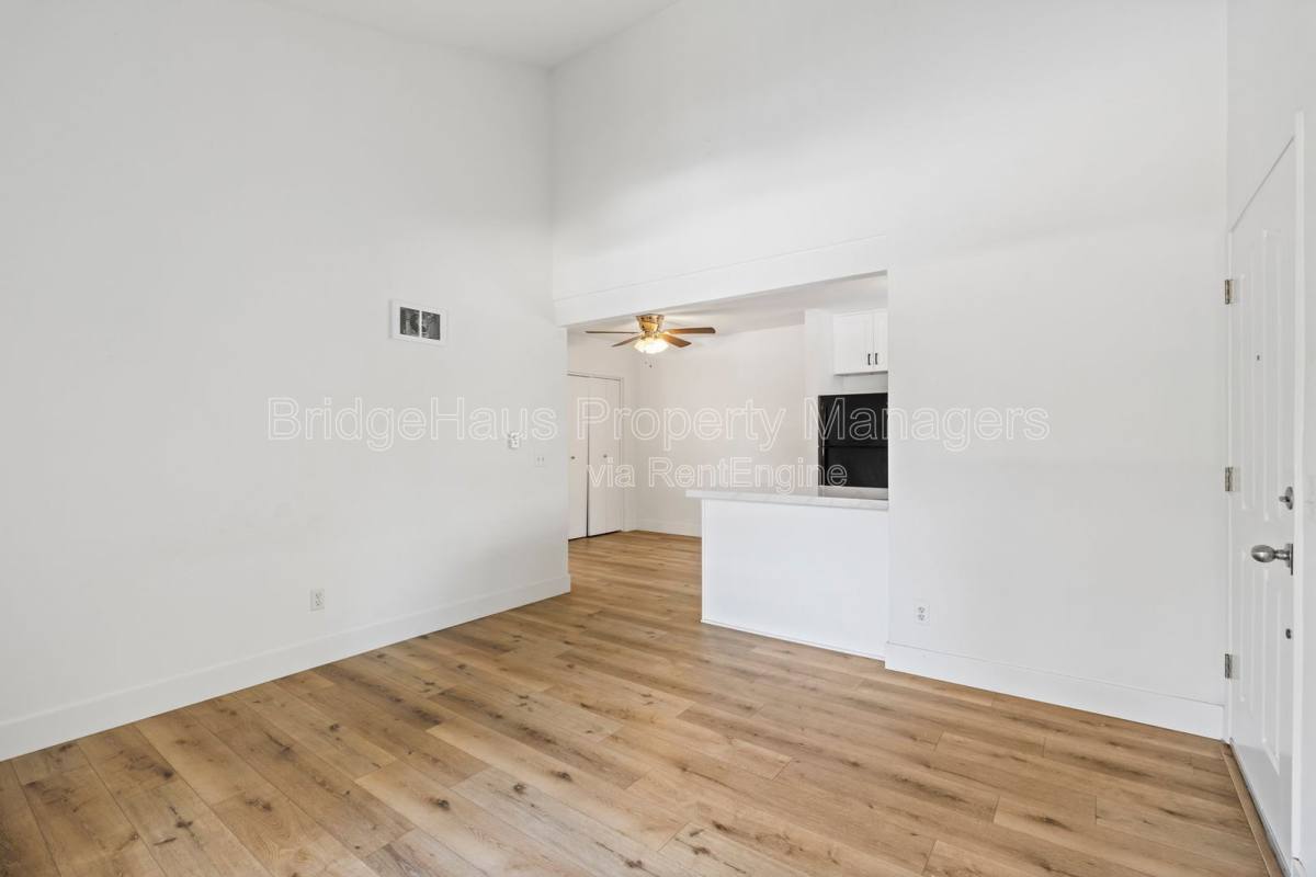 Apartment for rent at 830 W Lincoln Ave #284, Escondido, CA 92026