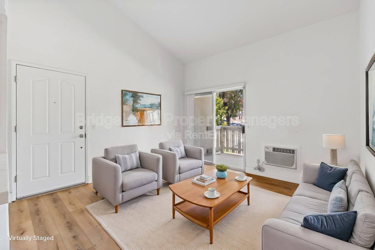 Apartment for rent at 830 W Lincoln Ave #284, Escondido, CA 92026