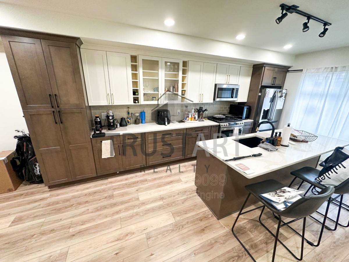 House for rent at 183 W Norris St, Philadelphia, PA 19122