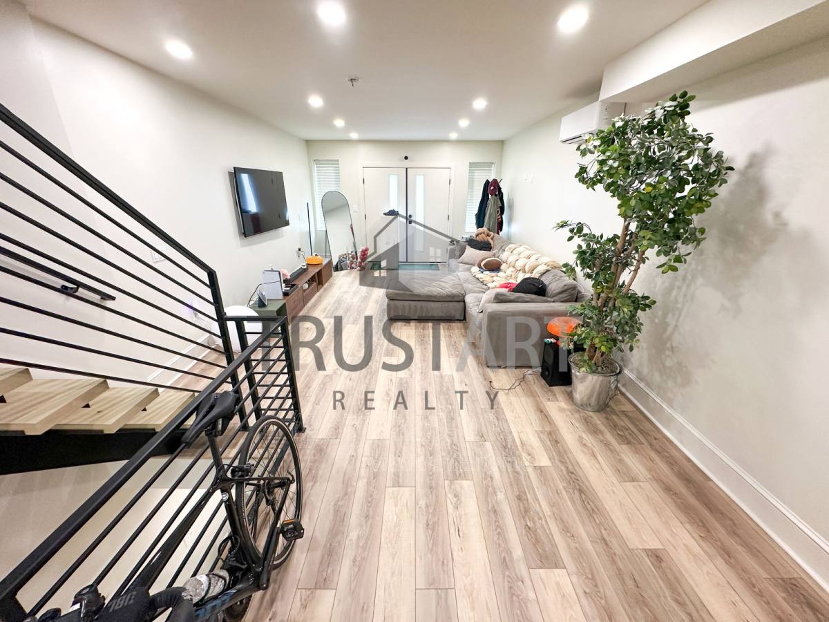 House for rent at 183 W Norris St, Philadelphia, PA 19122