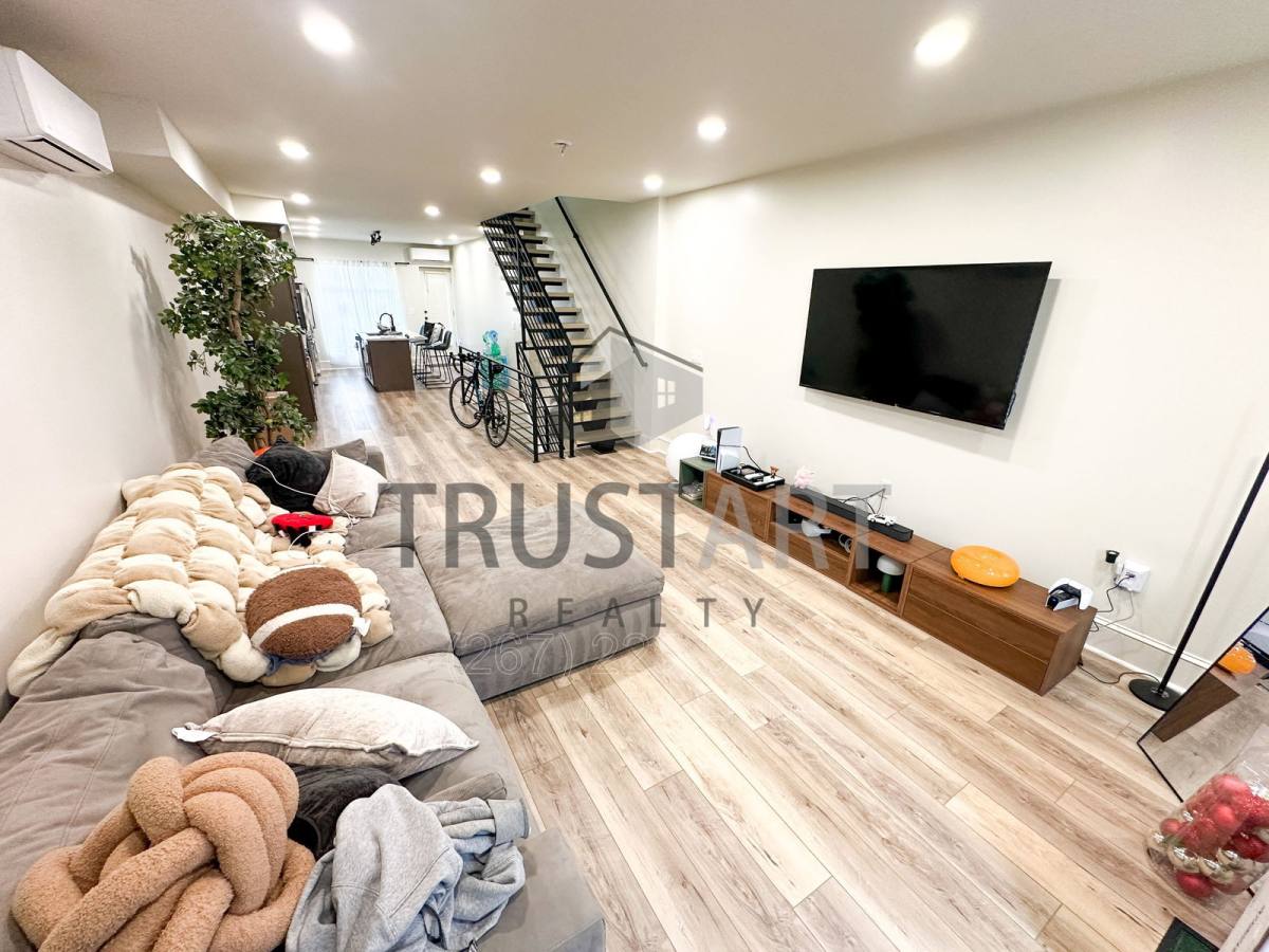 House for rent at 183 W Norris St, Philadelphia, PA 19122