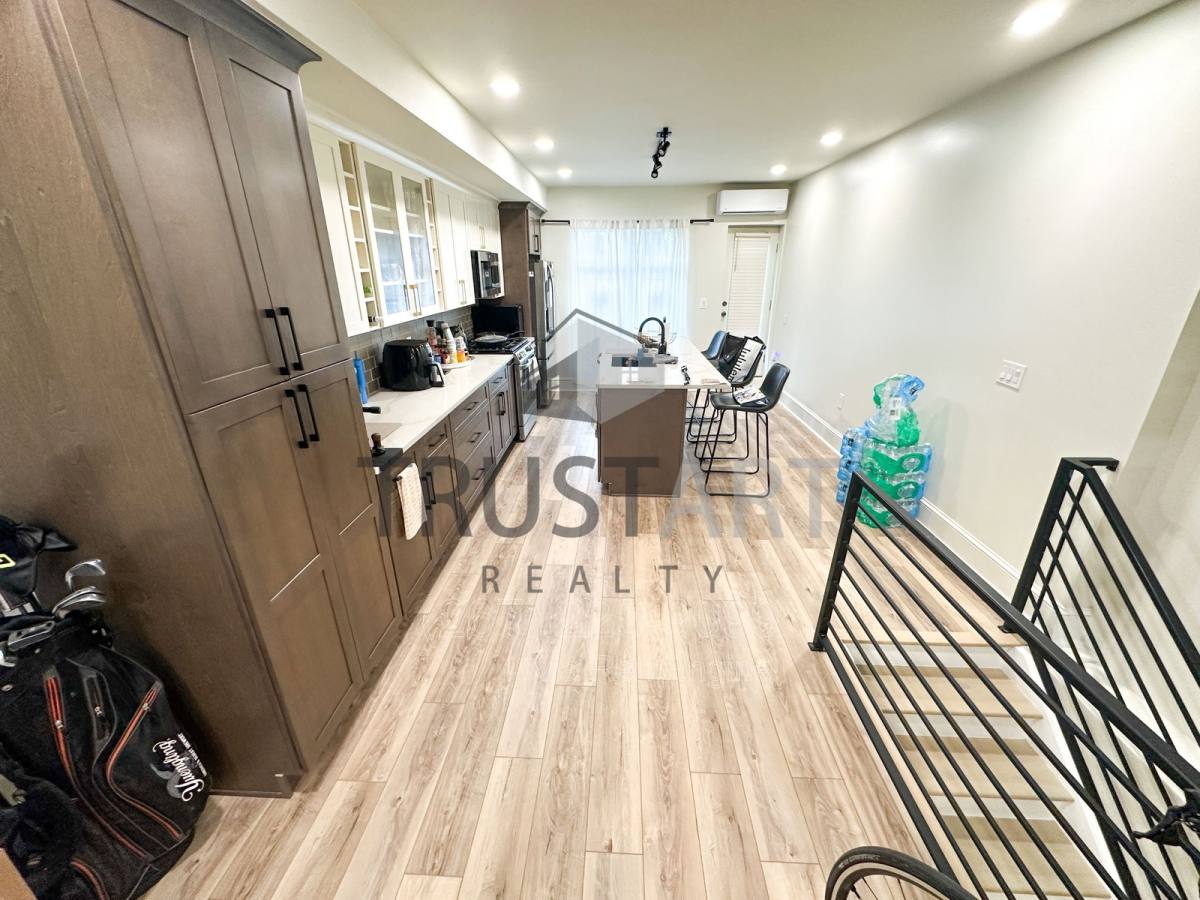 House for rent at 183 W Norris St, Philadelphia, PA 19122