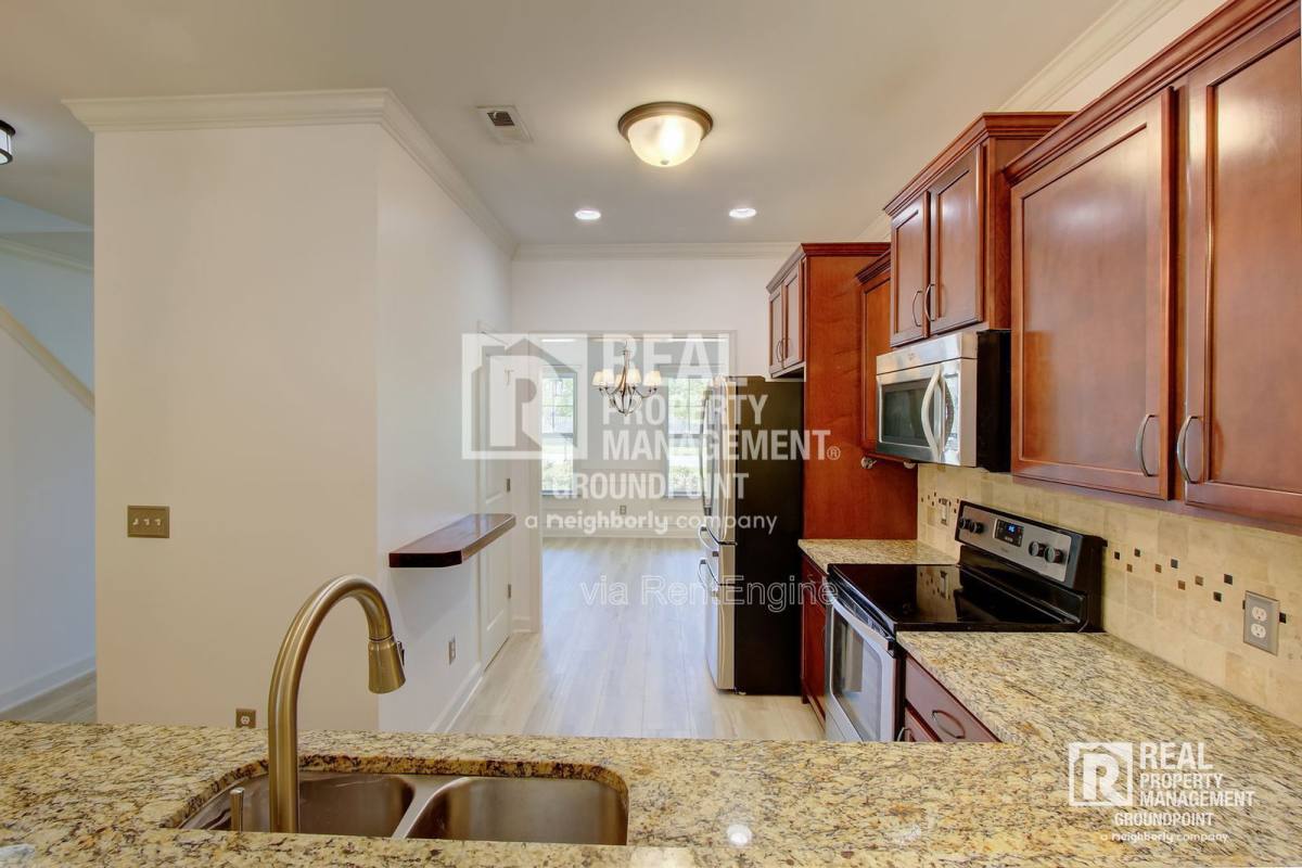House for rent at 128 Balsam Circle, Summerville, SC 29485