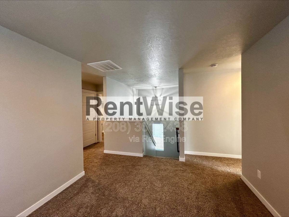 House for rent at 3474 W Remembrance Dr, Meridian, ID 83642