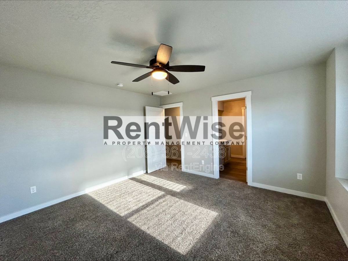 House for rent at 3474 W Remembrance Dr, Meridian, ID 83642