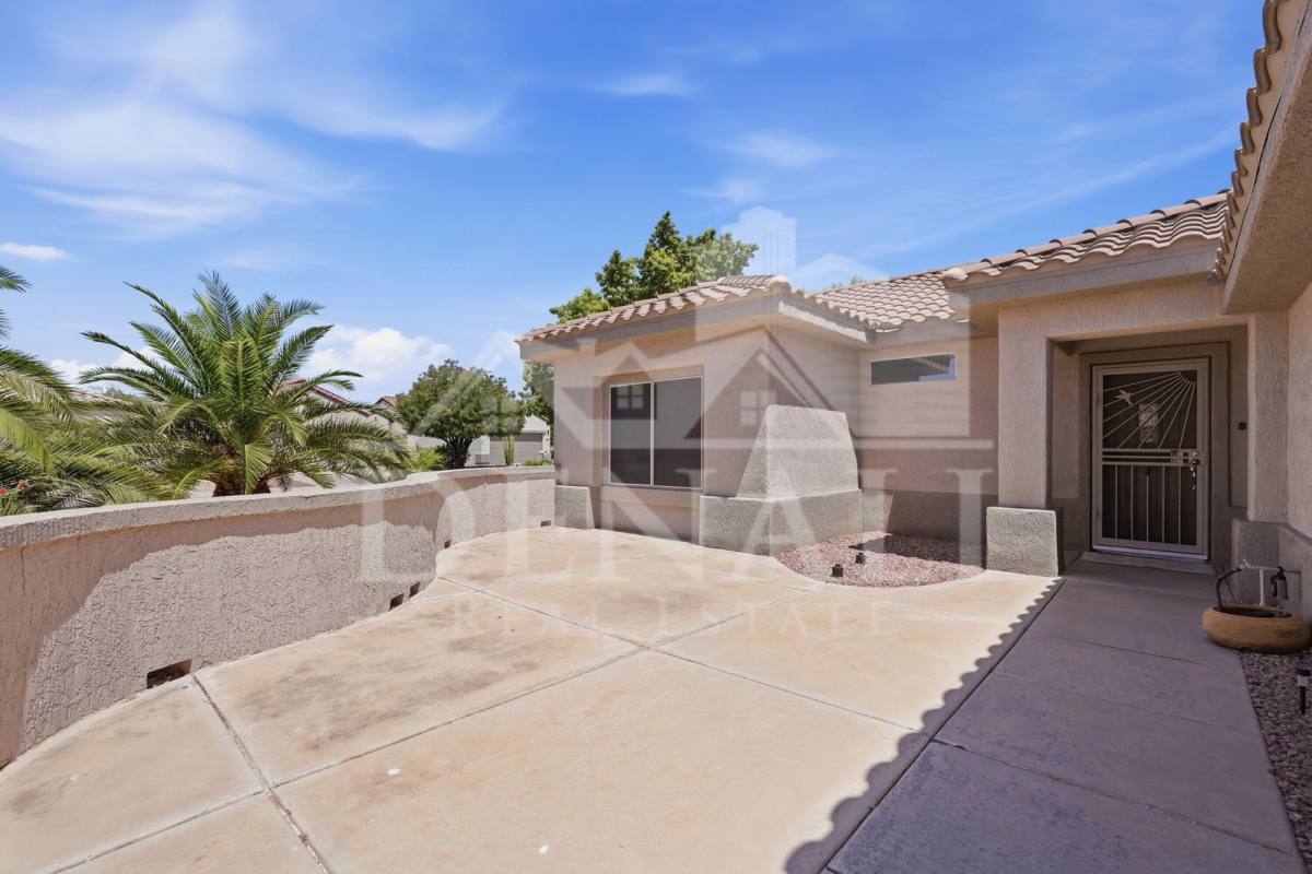 Apartment for rent at 16536 W Rock Springs Lane, Surprise, AZ 85374
