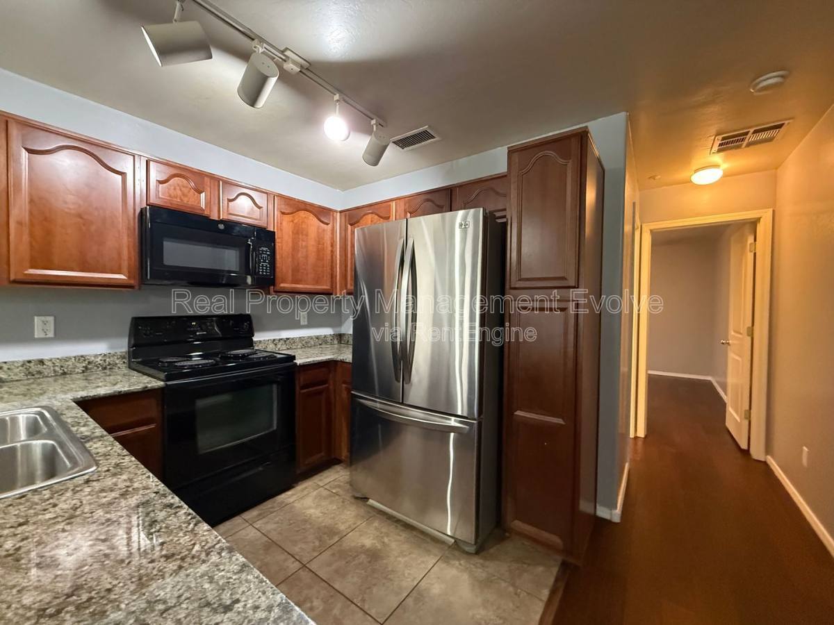 Condo for rent at 4274 E Jasper Dr, Gilbert, AZ 85296