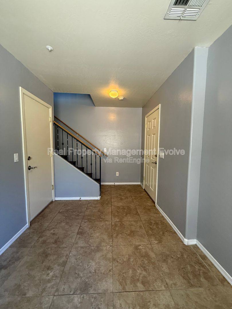 Condo for rent at 4274 E Jasper Dr, Gilbert, AZ 85296