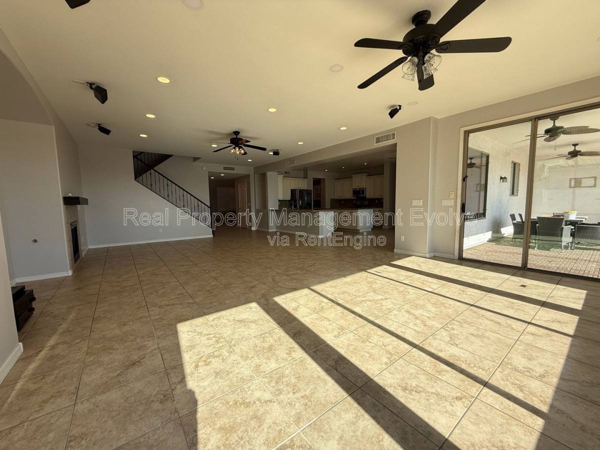 House for rent at 4287 S Kimberlee Dr, Chandler, AZ 85249