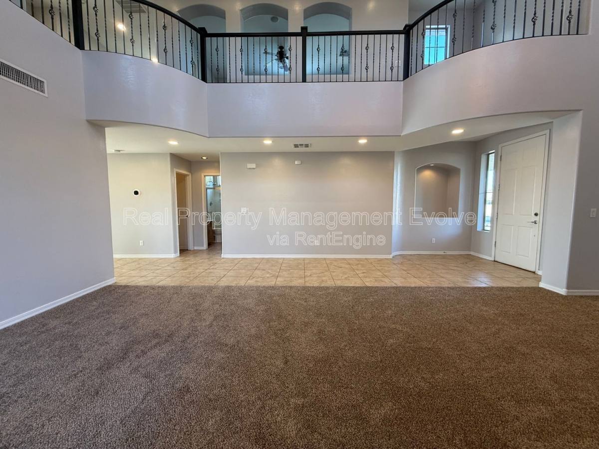 House for rent at 4287 S Kimberlee Dr, Chandler, AZ 85249