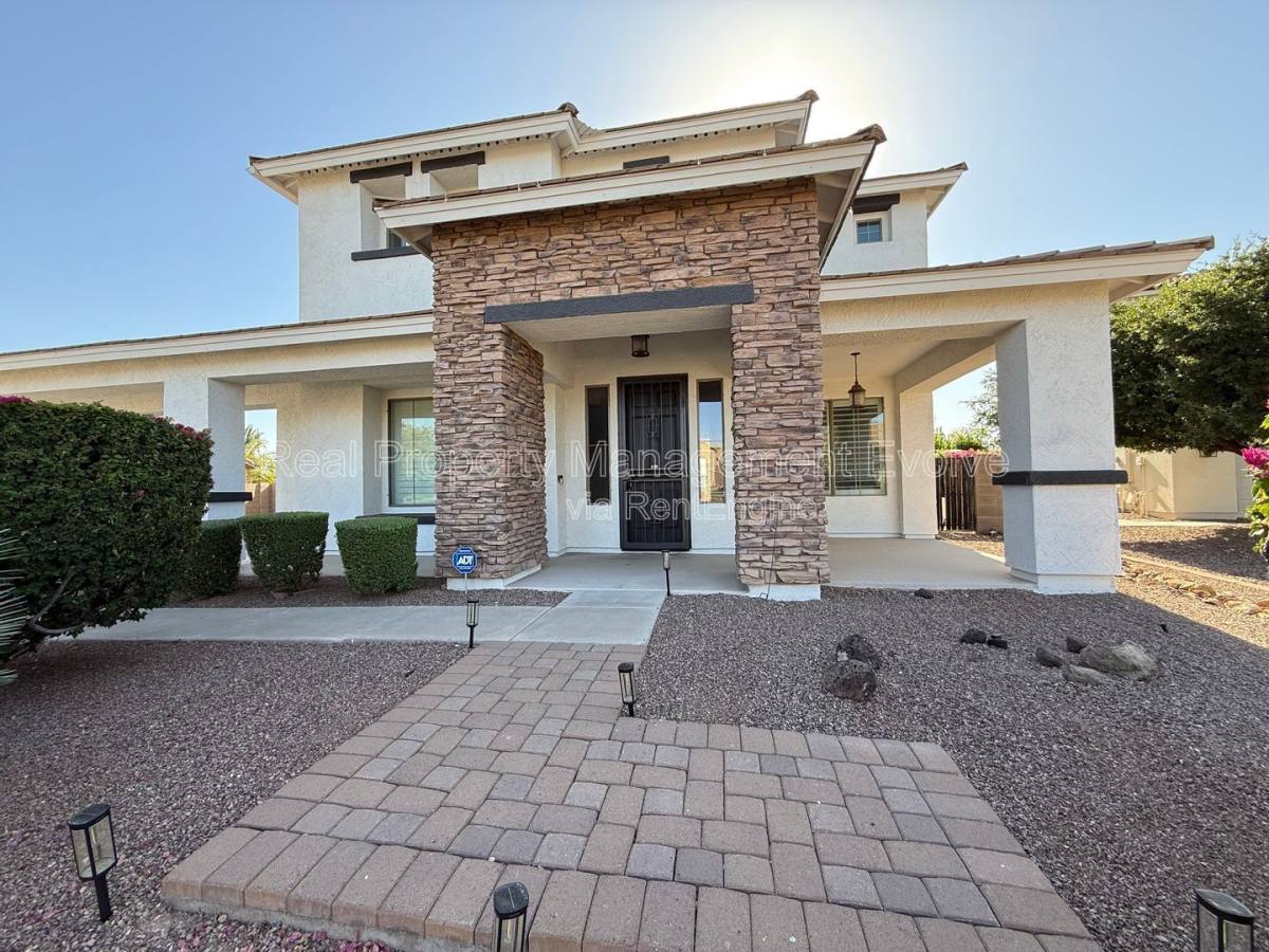 House for rent at 4287 S Kimberlee Dr, Chandler, AZ 85249