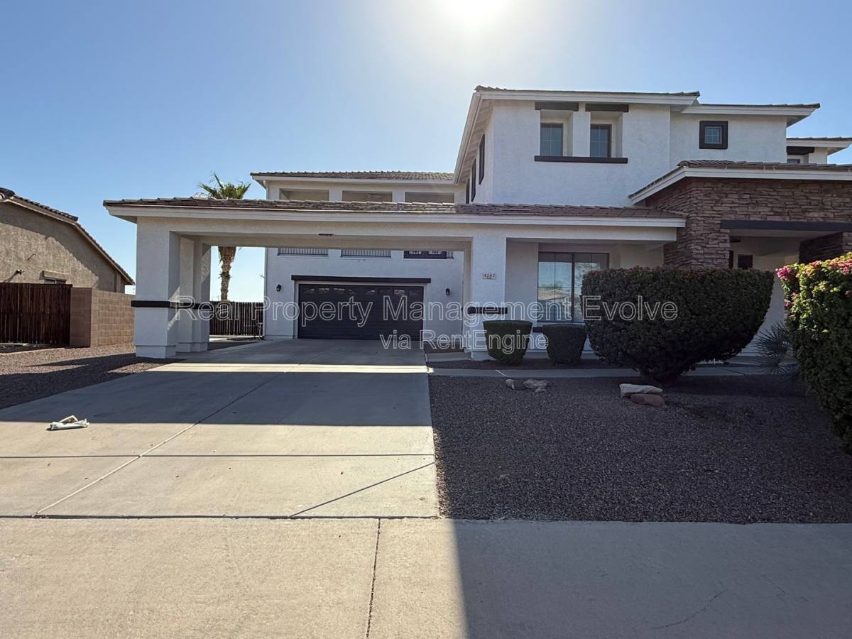 House for rent at 4287 S Kimberlee Dr, Chandler, AZ 85249