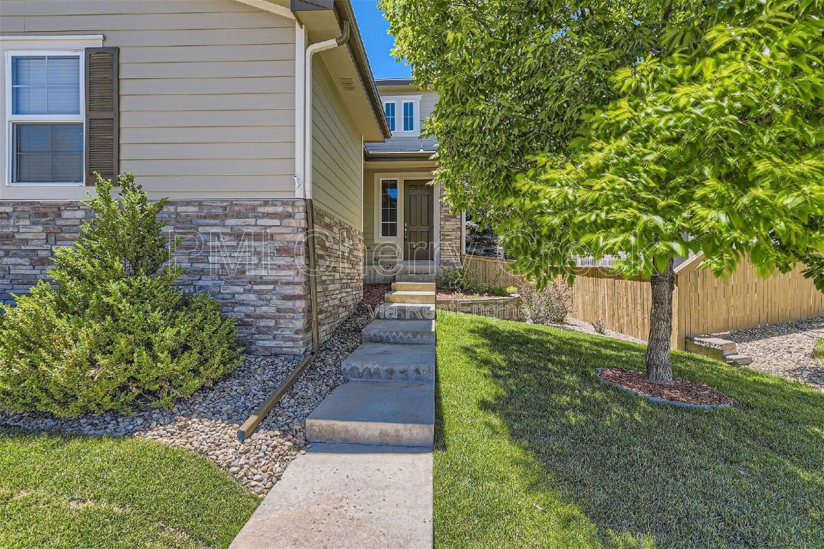 House for rent at 2615 Pemberly Ave, Littleton, CO 80126