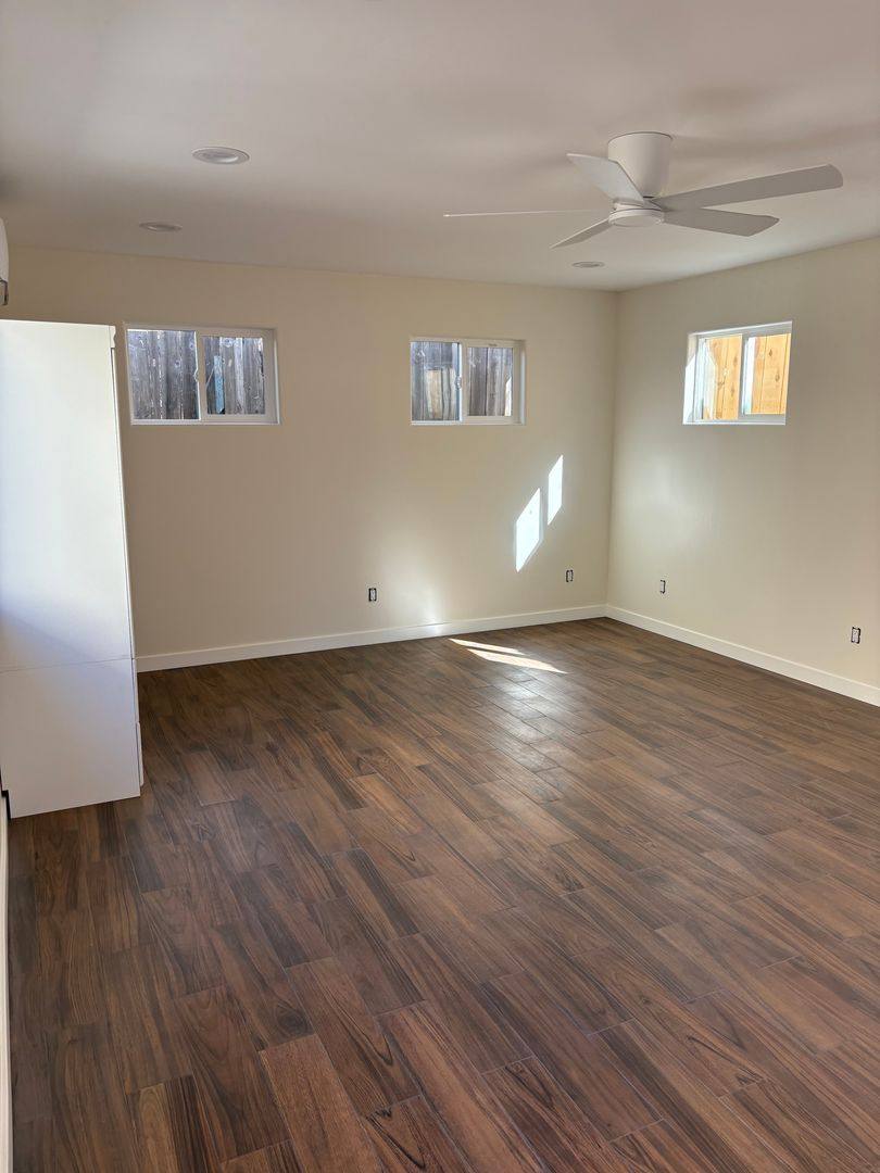 Apartment for rent at 609 Sunset Dr #B, Oceanside, CA 92058