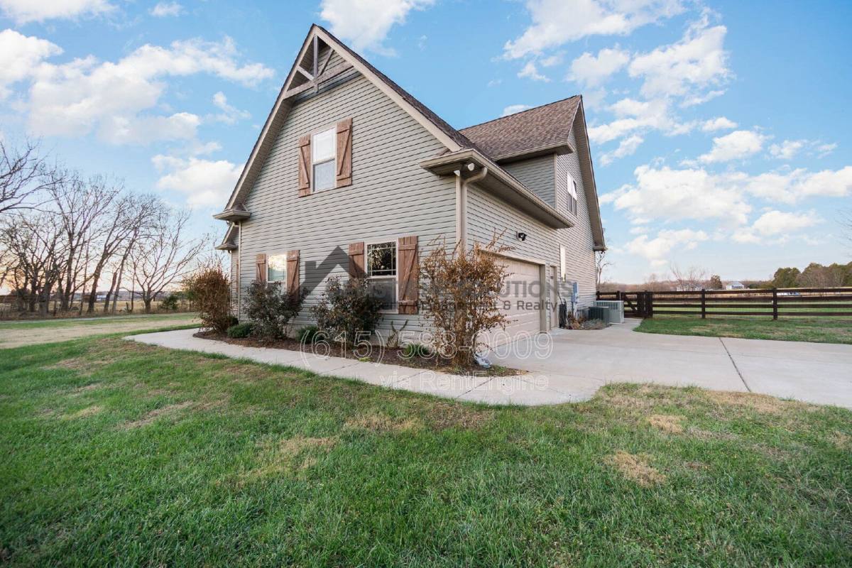 House for rent at 1135 Salem Rd, Lebanon, TN 37090