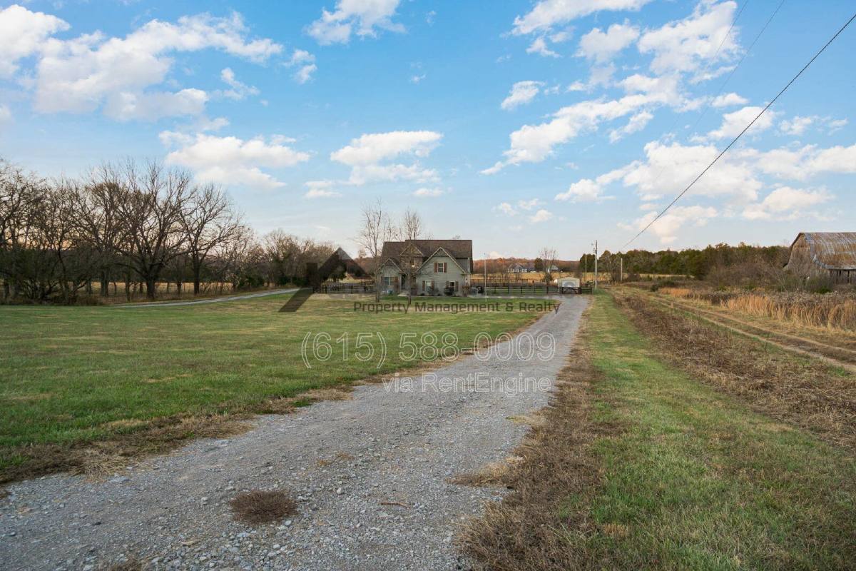 House for rent at 1135 Salem Rd, Lebanon, TN 37090