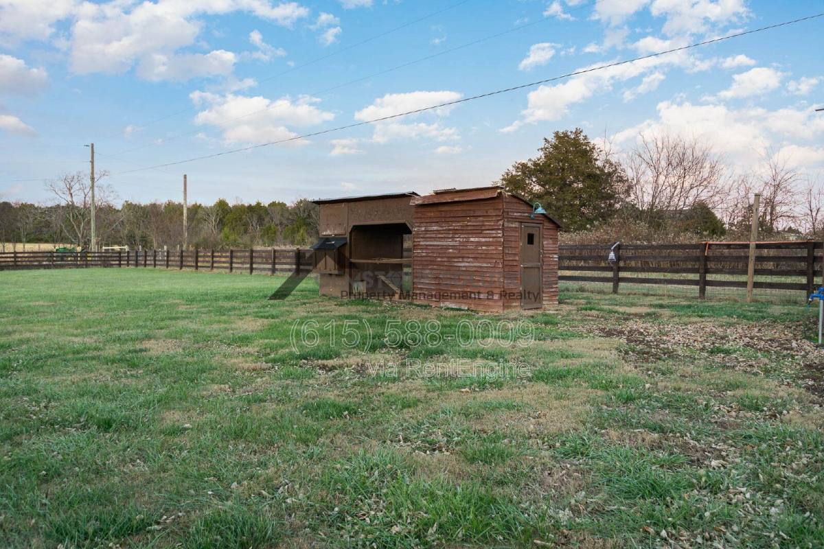 House for rent at 1135 Salem Rd, Lebanon, TN 37090