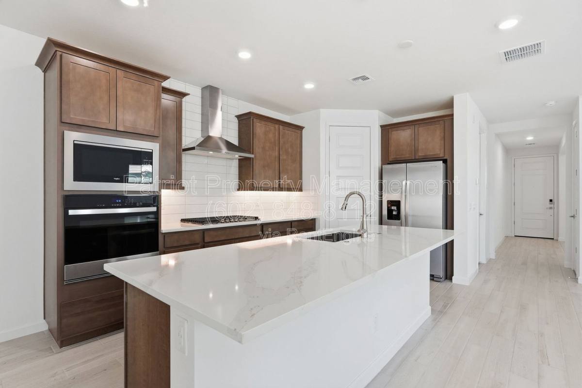 House for rent at 7404 W Buckhorn Trail, Peoria, AZ 85383