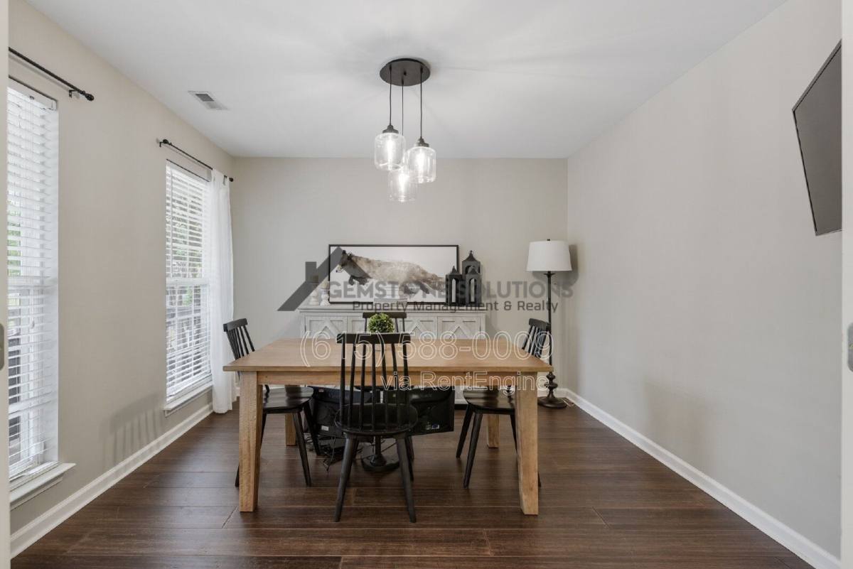 Townhouse for rent at 7111 Lenox Village Dr, Nashville, TN 37211