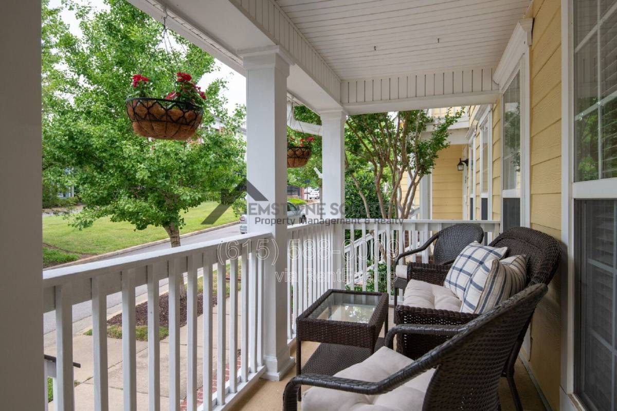 Townhouse for rent at 7111 Lenox Village Dr, Nashville, TN 37211