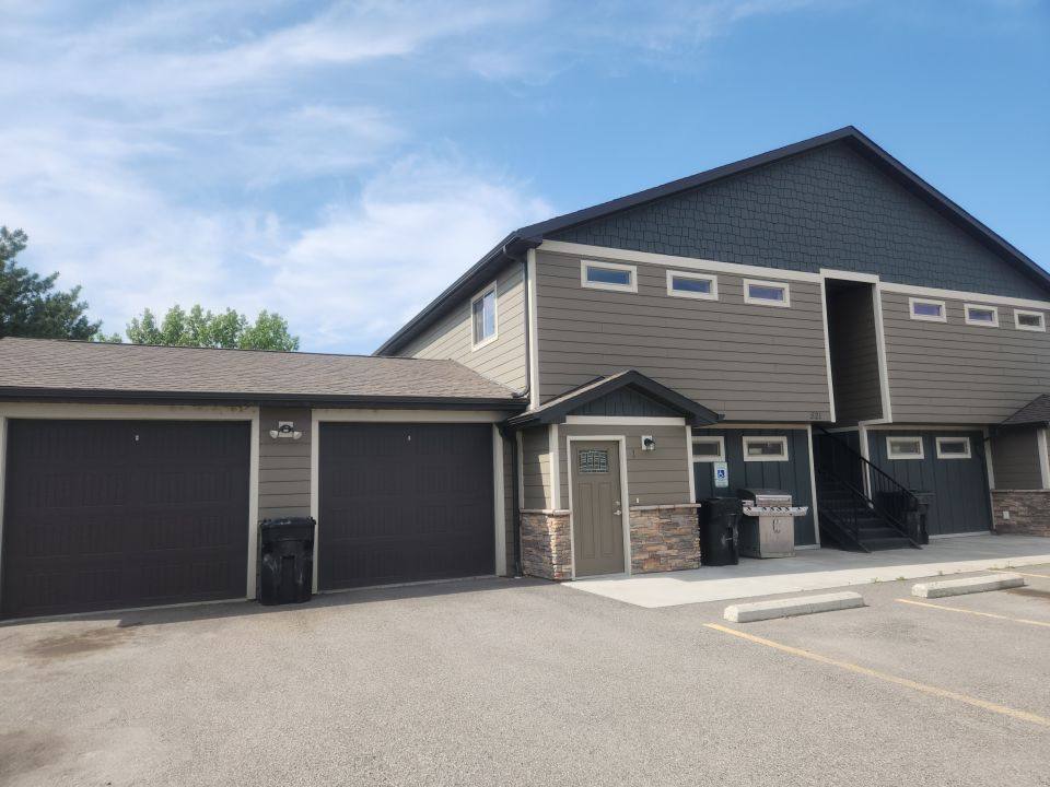 Apartment for rent at 521 Crow Lane #2, Billings, MT 59105