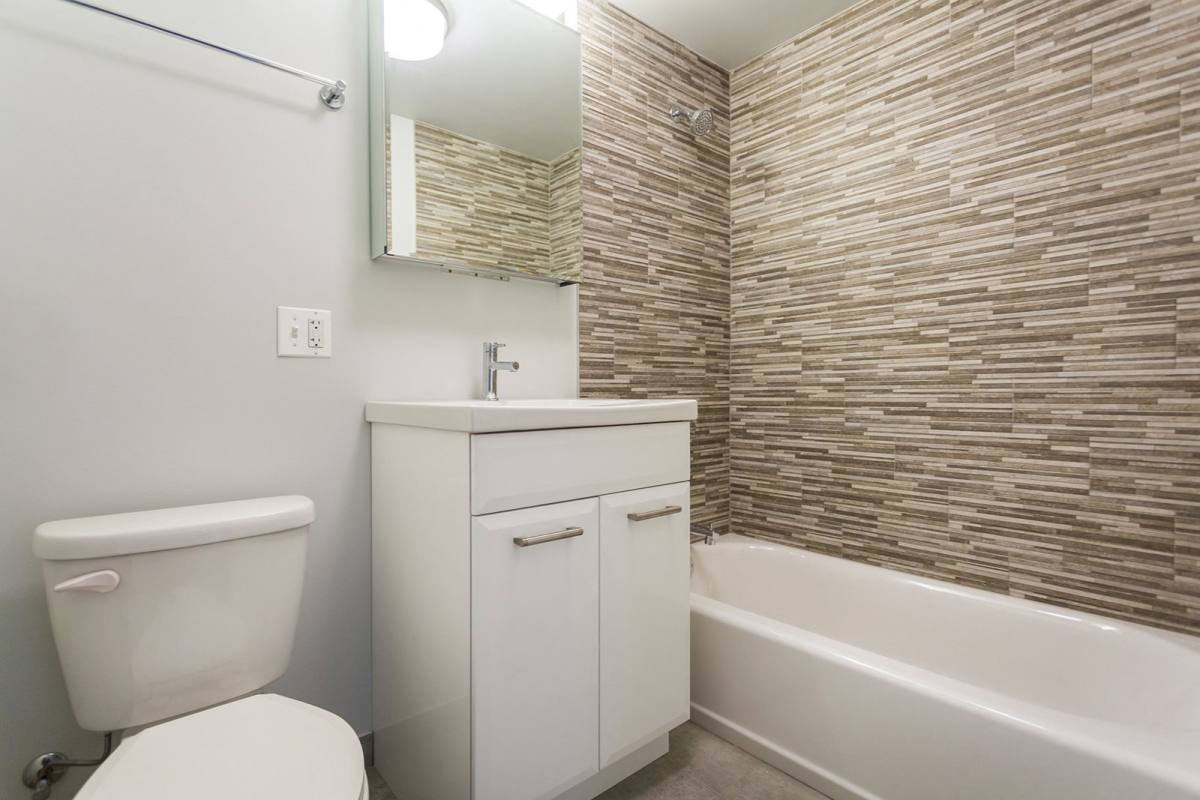 Apartment for rent at 6119 N Kenmore Ave, Chicago, IL 60660