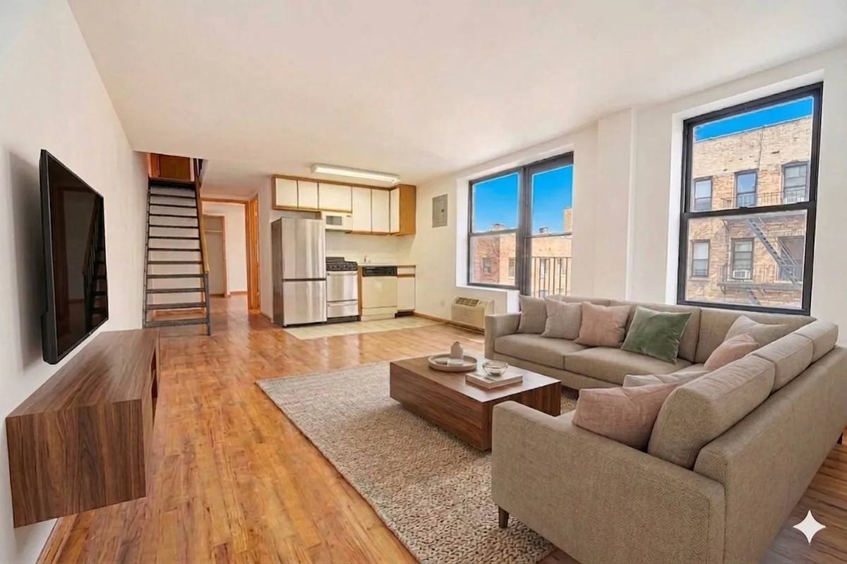 Apartment for rent at 29 7th Ave S, New York, NY 10014